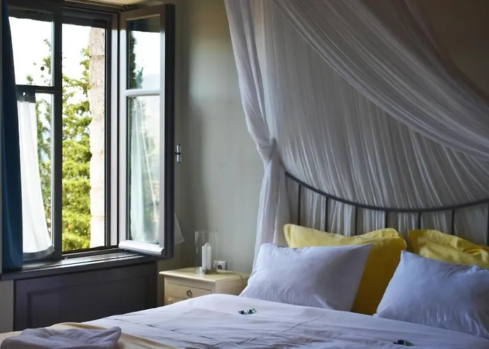 Kyriaki & 4* Αμφίκλεια