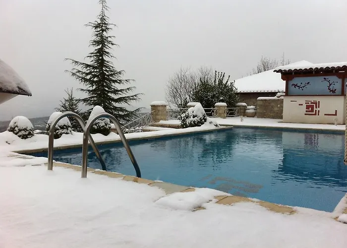 Kyriaki & 4* Amfiklia